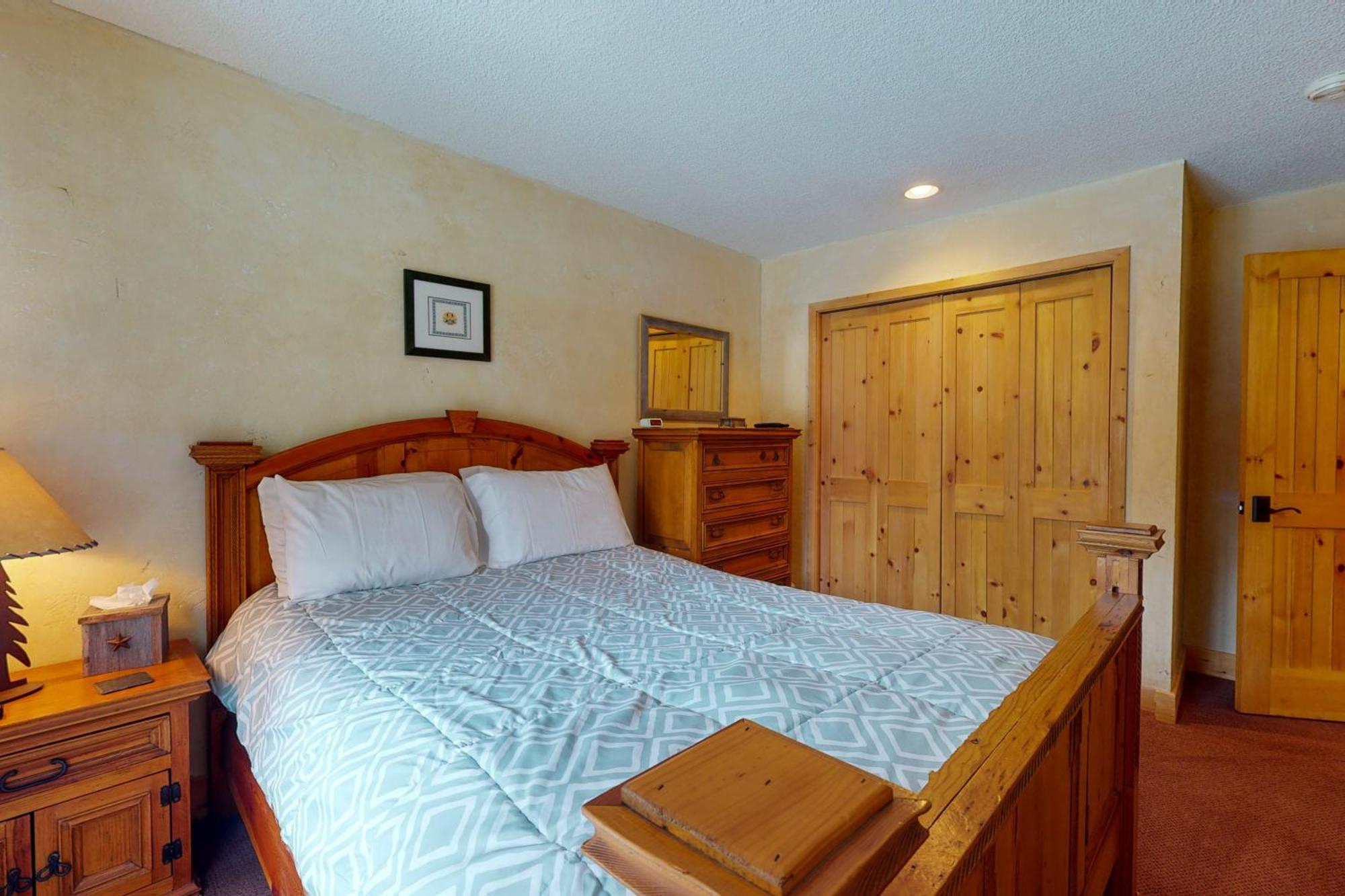 Timber Falls #809 Vail Room photo