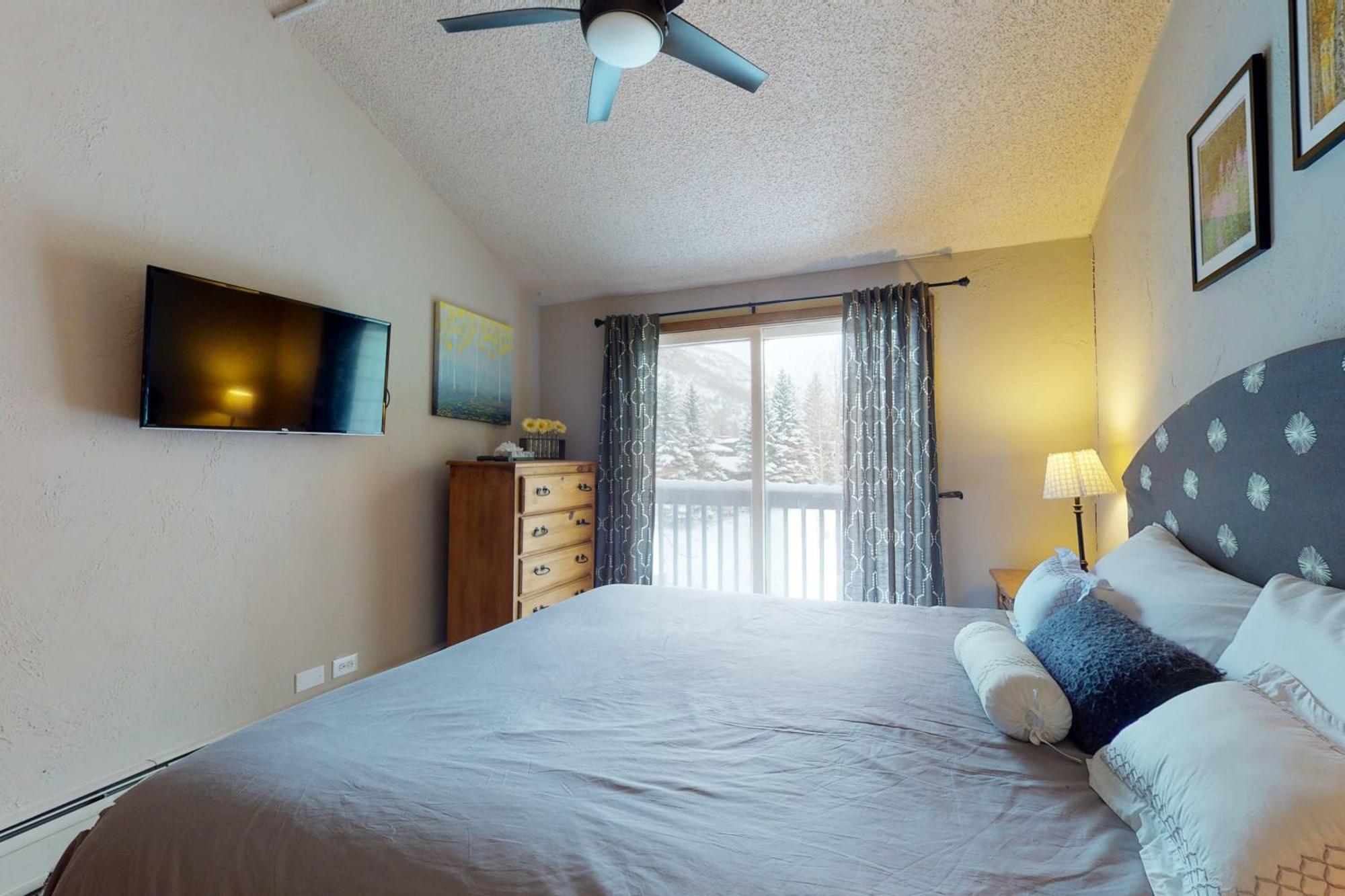 Timber Falls #809 Vail Room photo